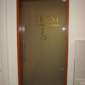 dekor-tolo-csukva